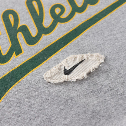 Vintage Nike Oakland Athletics MLB Tee - L