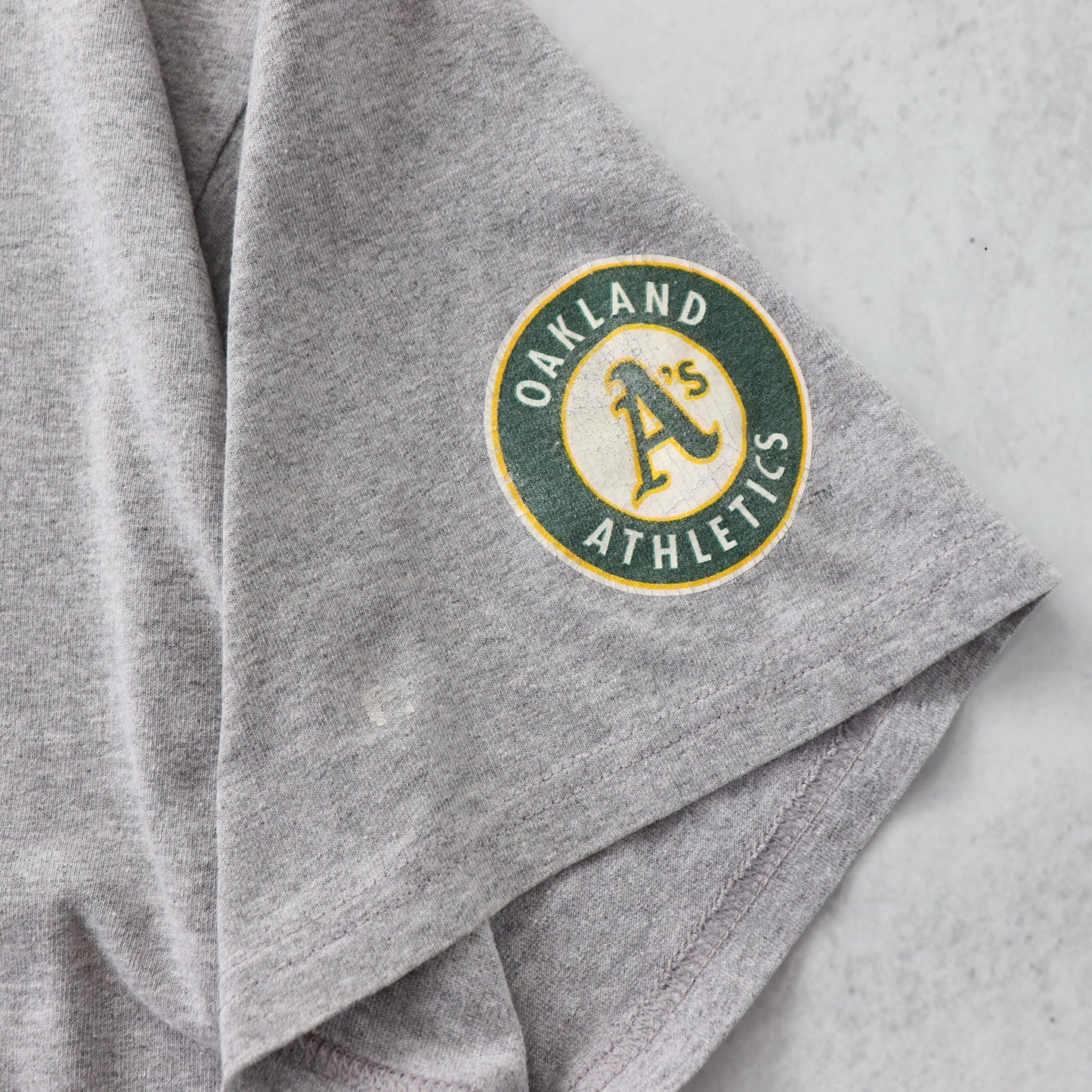 Vintage Nike Oakland Athletics MLB Tee - L