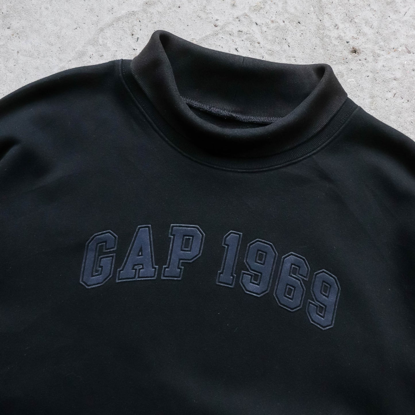 GAP Spellout Turtleneck Sweatshirt - 2000s (M)