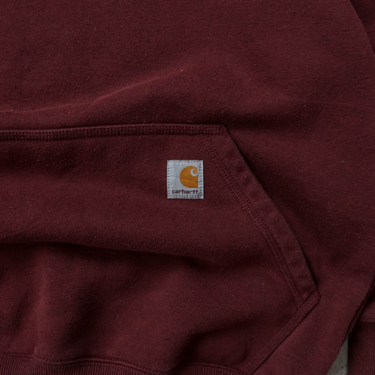 Carhartt Logo Patch Hoodie - 2000s (M)