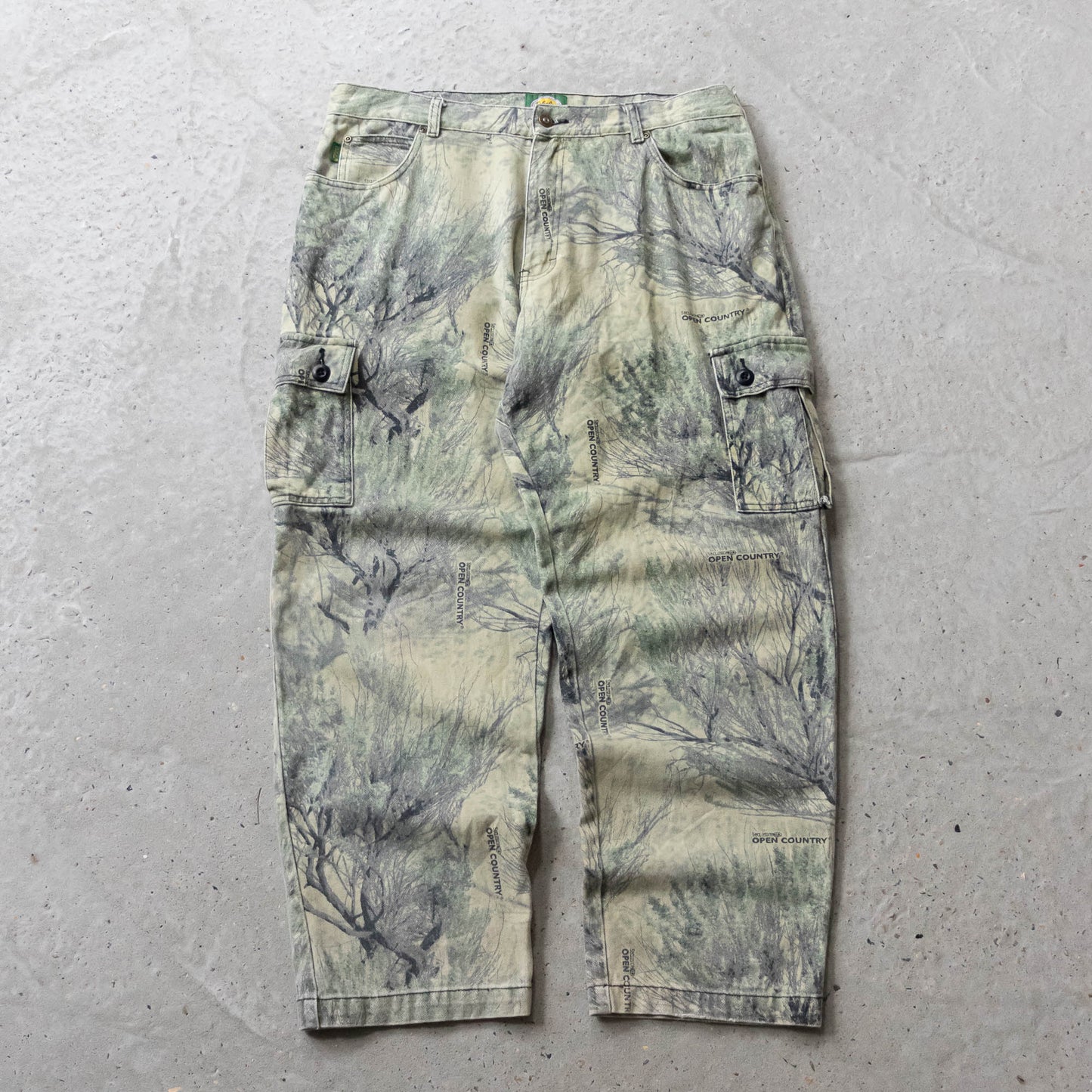 Cabelas Realtree Camo Cargo Pants - 2000s (38x30)
