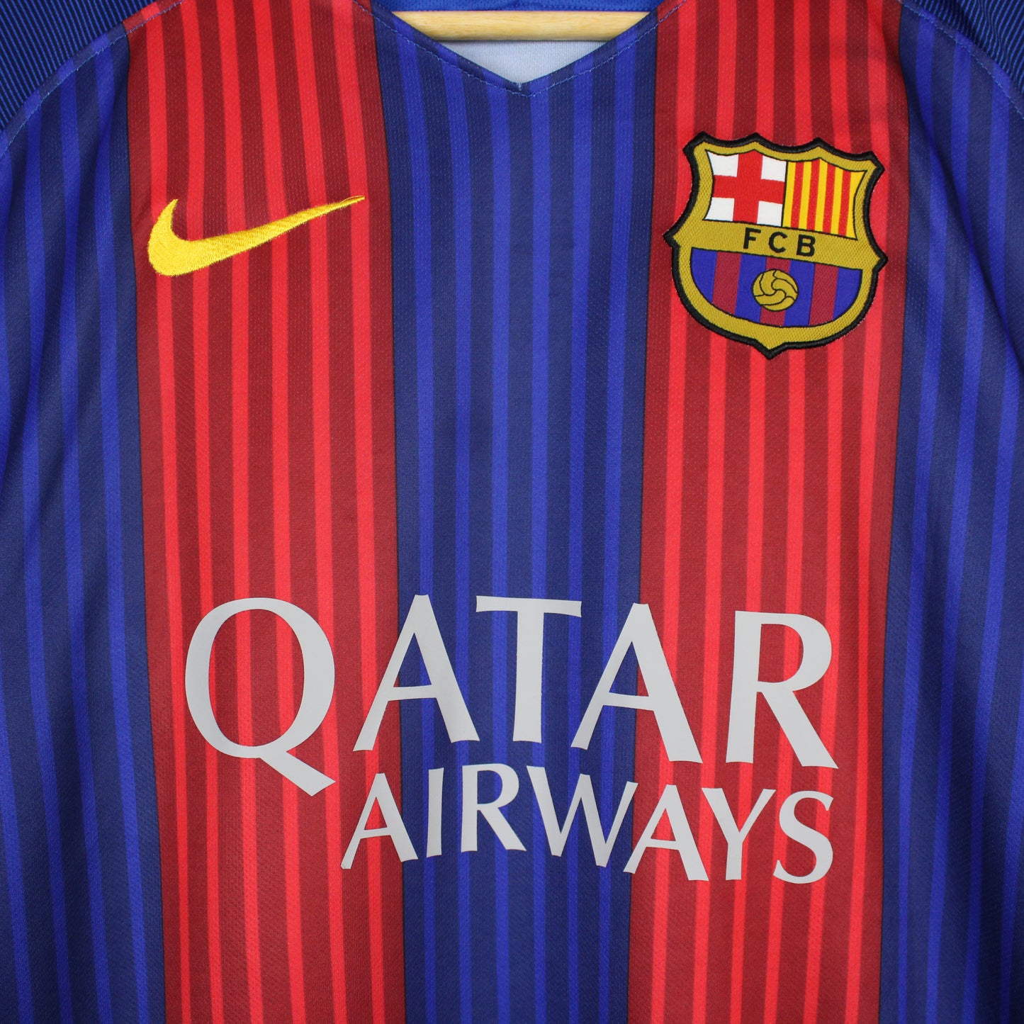Barcelona 2016/17 Home #10 Messi Nike Jersey - L