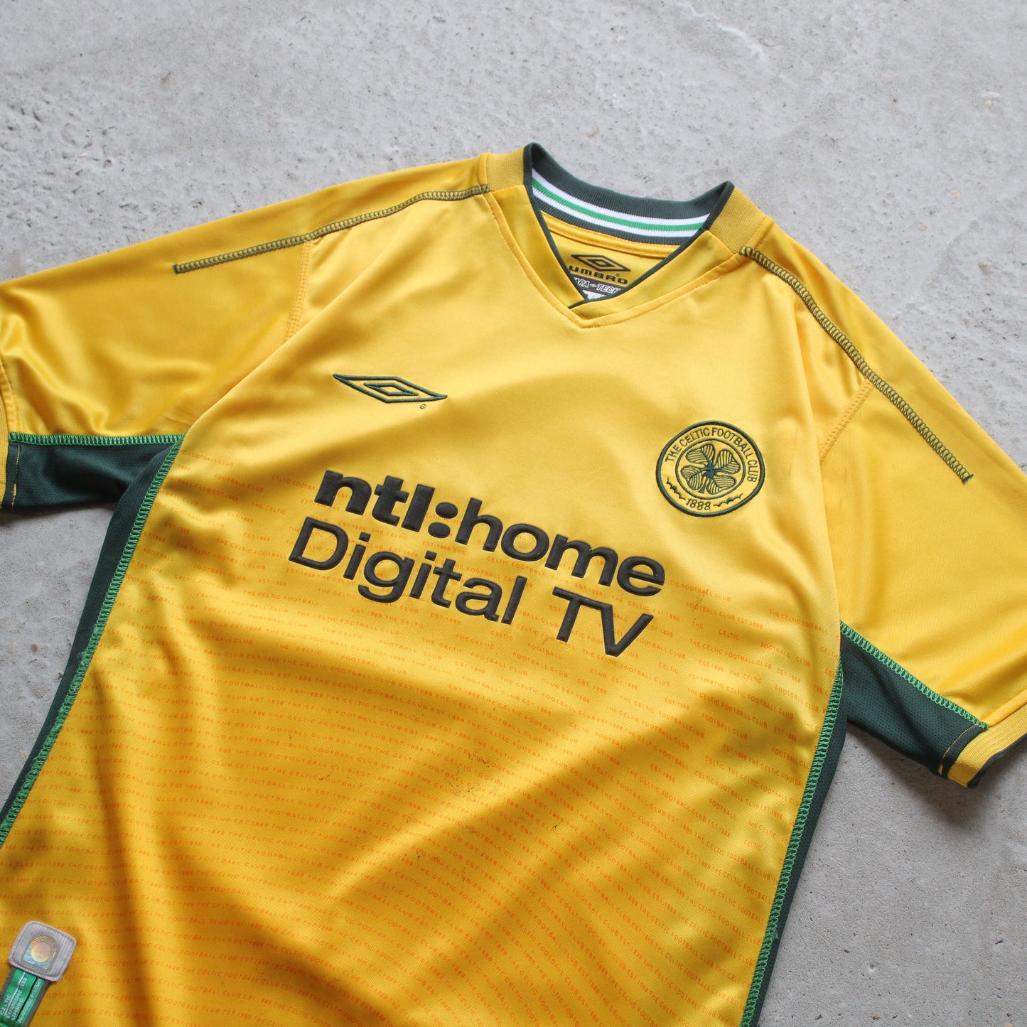 Vintage Celtic FC 2002/03 Away Umbro Jersey - S