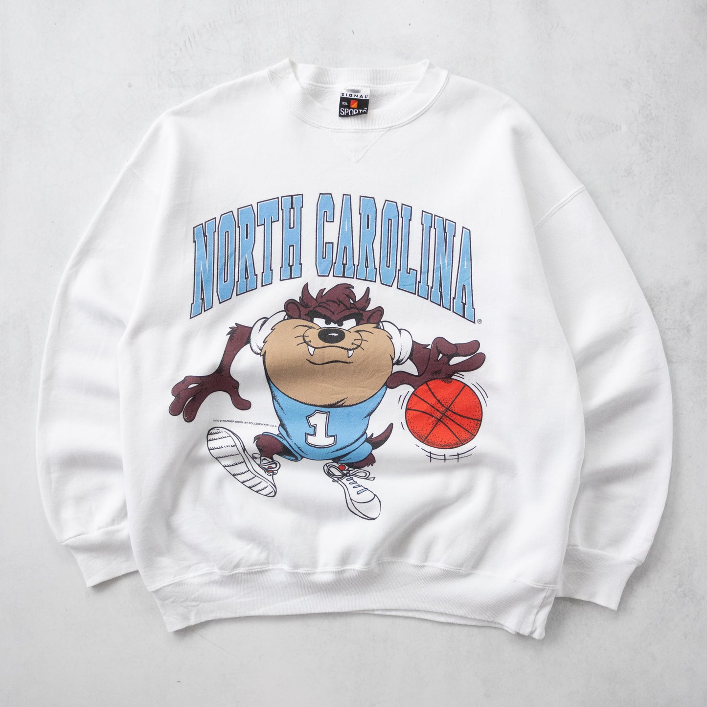 Vintage 90s UNC Tarheels x Looney Tunes NCAA Sweatshirt - XXL