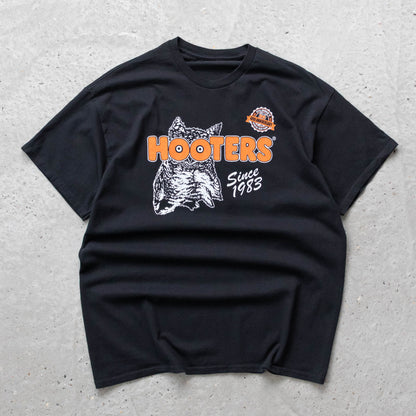 Hooters Still Shakin Graphic Tee - 2000s (XL)