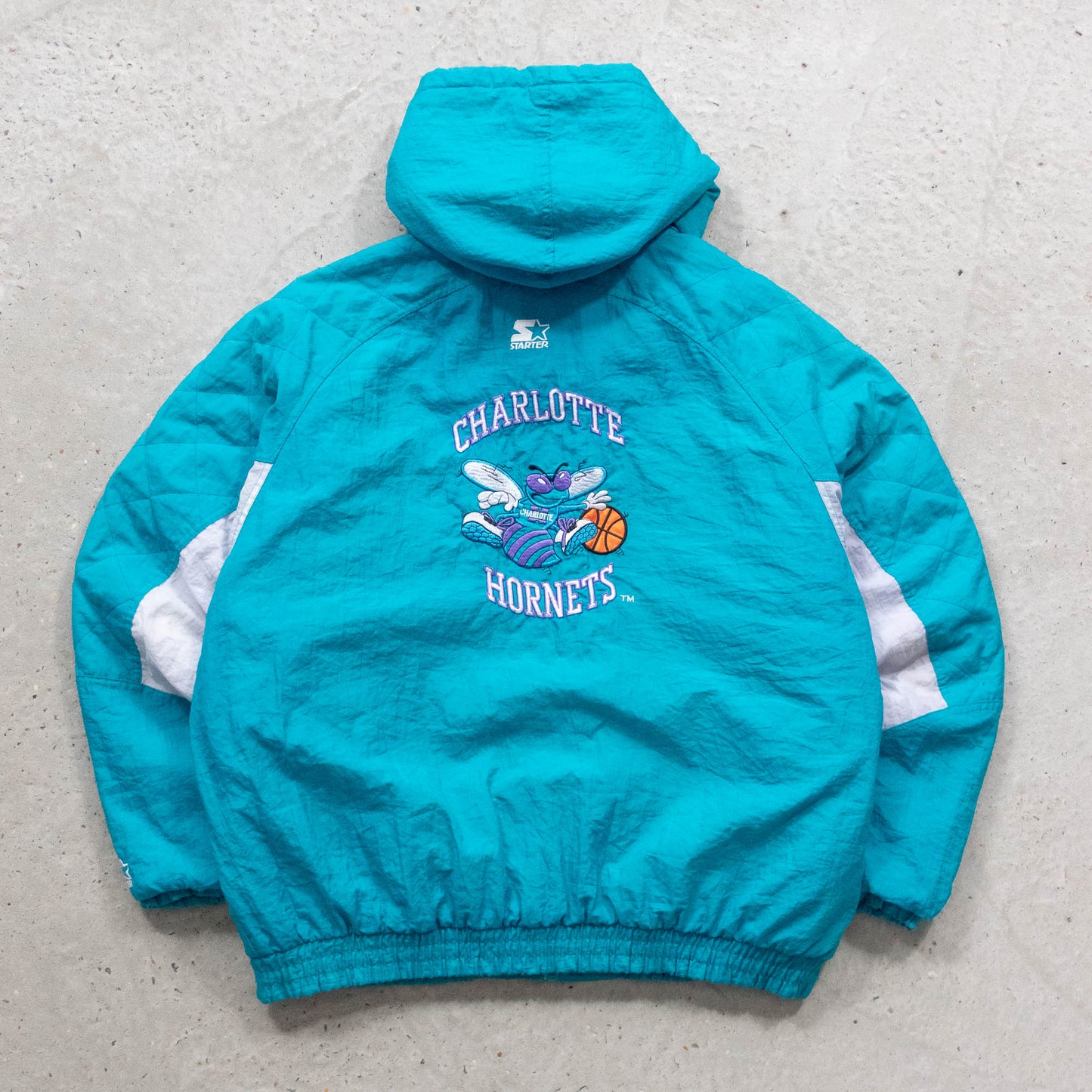 Charlotte Hornets Starter NBA Puffer Jacket - 90s (L)