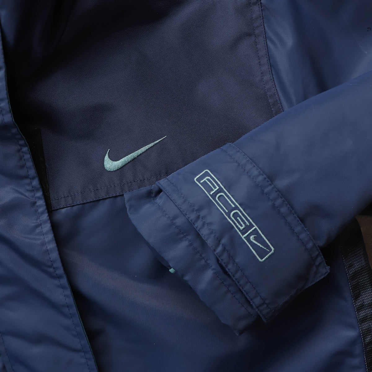 Nike ACG Multi Pocket Technical Jacket – 90s (S)