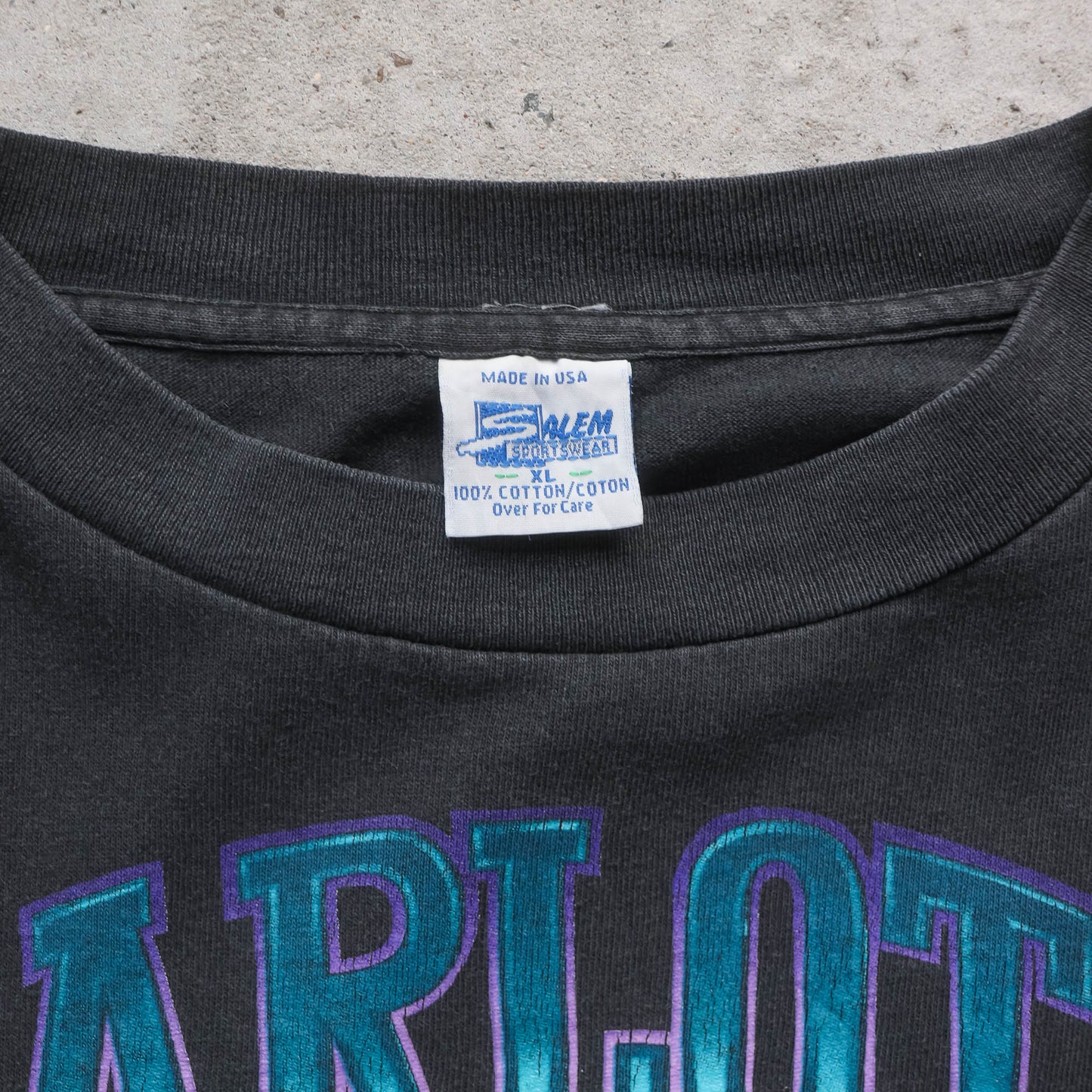 Charlotte Hornets NBA Salem Tee - 90s (XL)