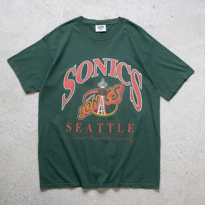 Vintage 90s Seattle Super Sonics NBA Tee - L