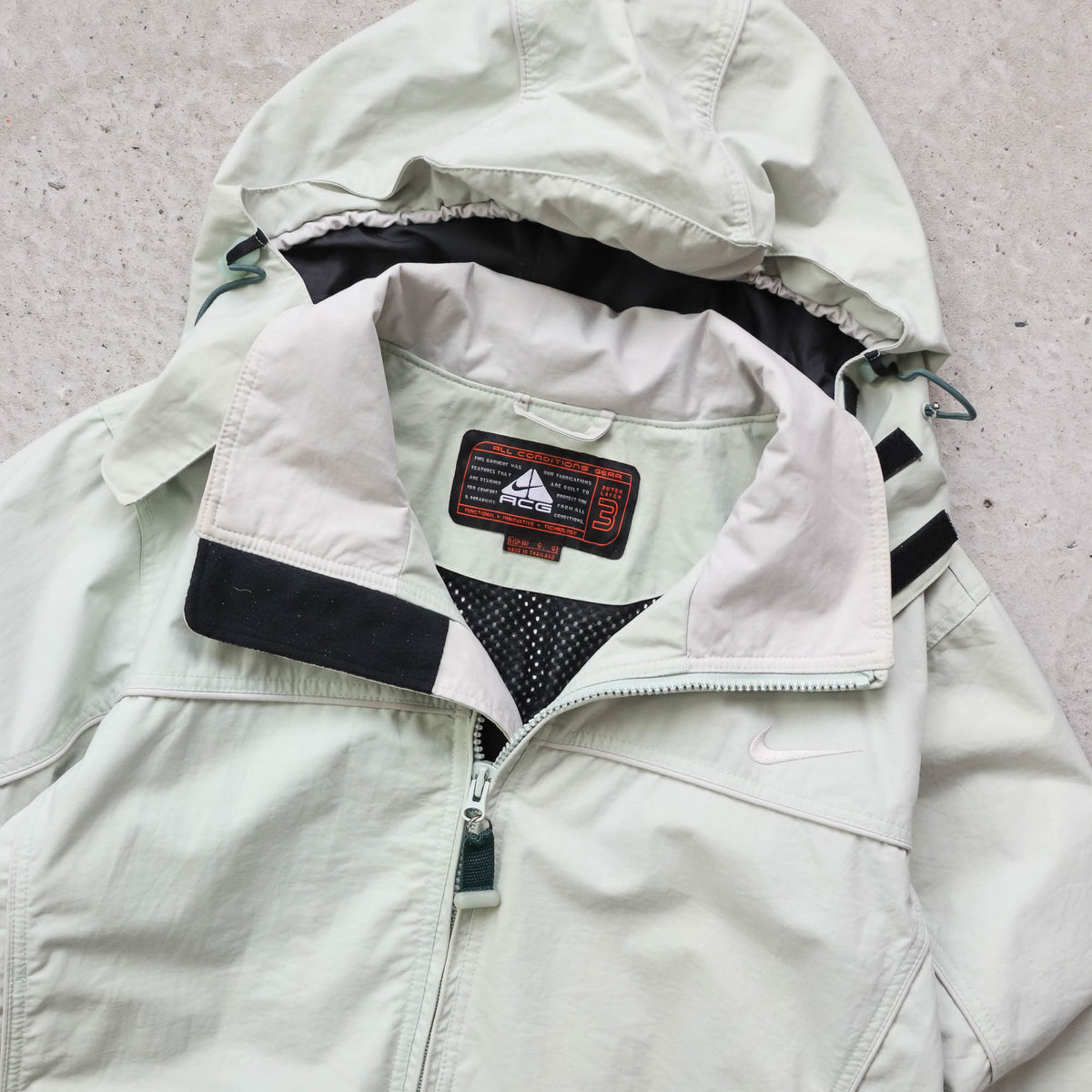 Nike ACG Technical Hooded Jacket – 2000s (M)