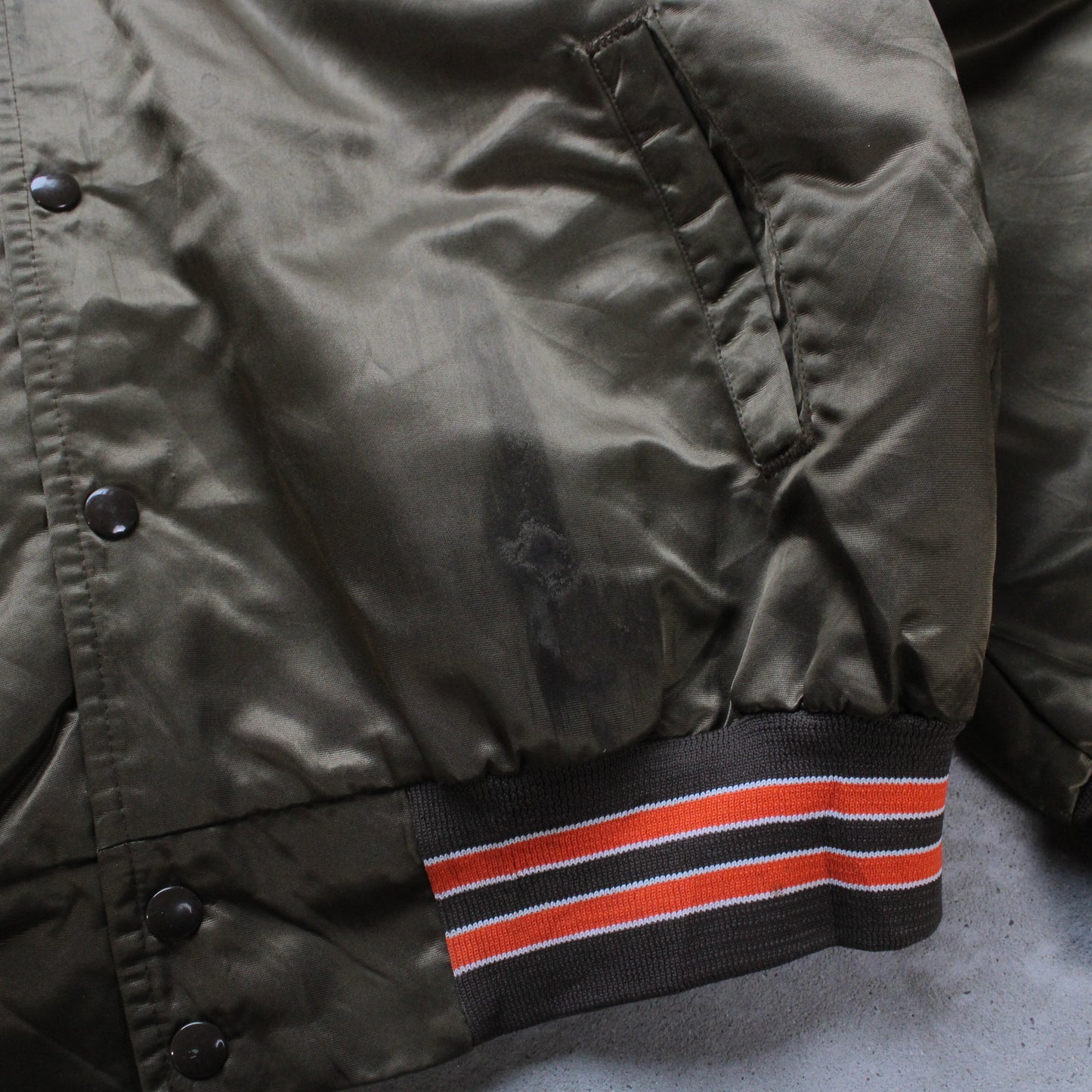 Vintage 80s Cleveland Browns Satin NFL Bomber Jacket - L