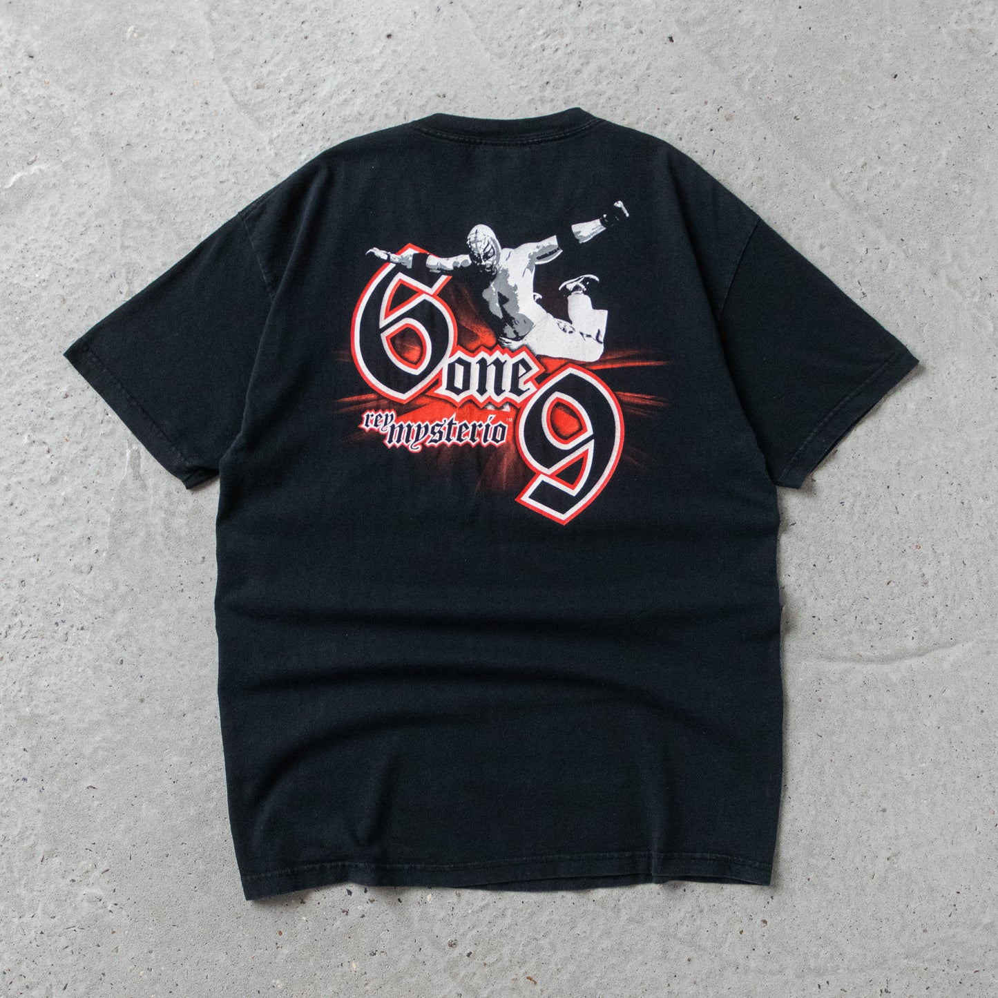 Vintage 2005 Rey Mysterio WWE Tee - L