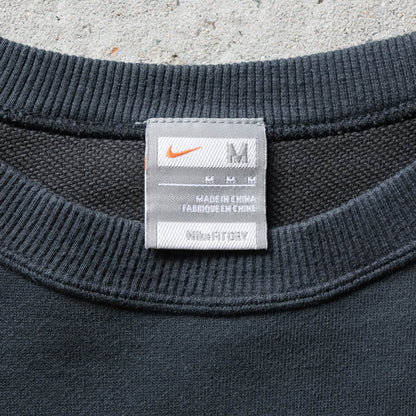 Nike Mini Swoosh Panelled Sweatshirt - 2000s (M)