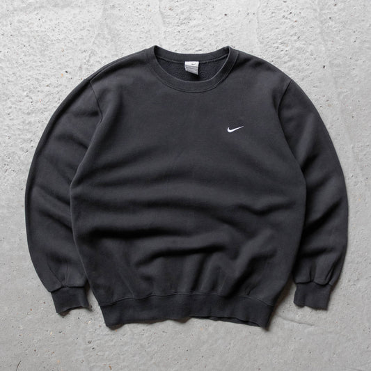 Nike Mini Swoosh Embroidered Sweatshirt – 2000s (L)