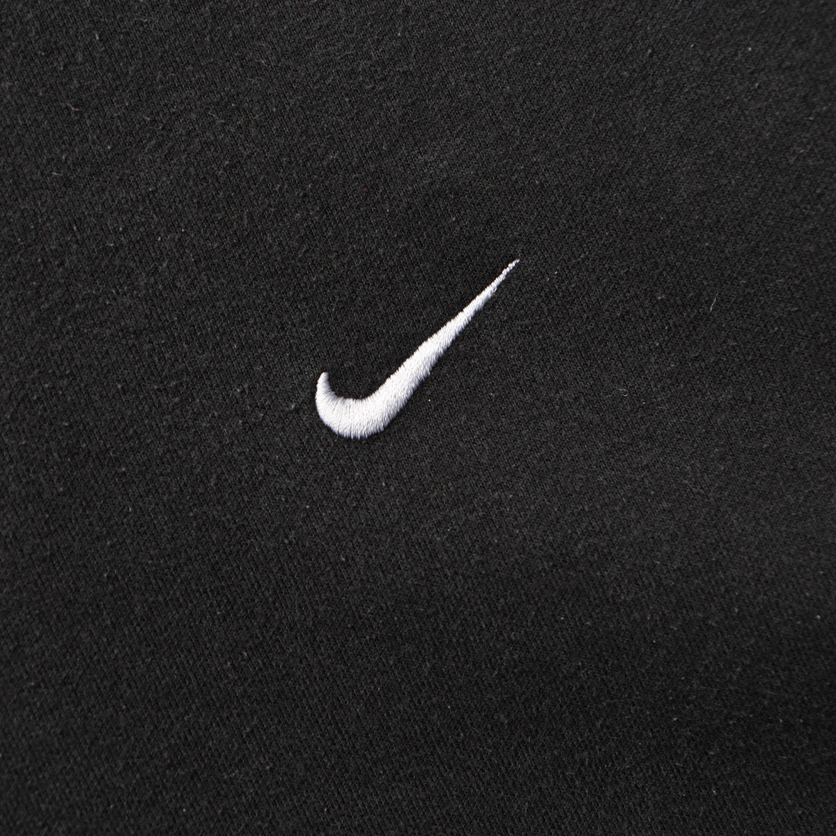 Nike Mini Swoosh Embroidered Sweatshirt – 2000s (L)