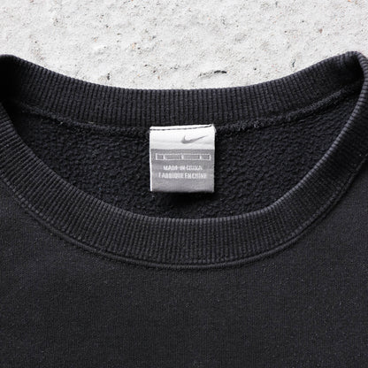 Nike Mini Swoosh Embroidered Sweatshirt – 2000s (L)