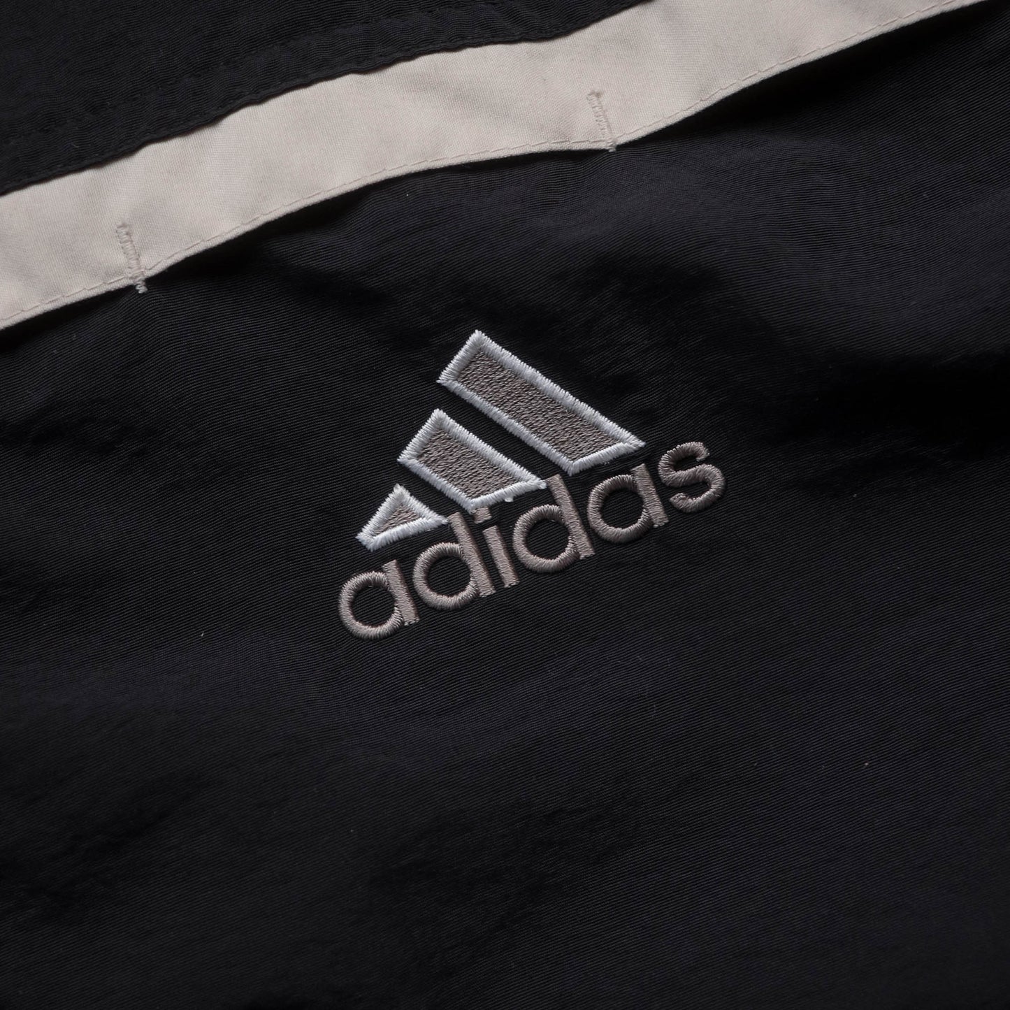 Adidas Embroidered Logo Windbreaker Jacket - 90s (M)