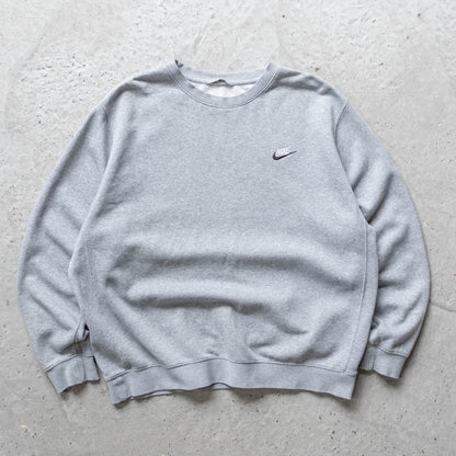 Nike Embroidered Logo Sweatshirt – 2000s (XL)