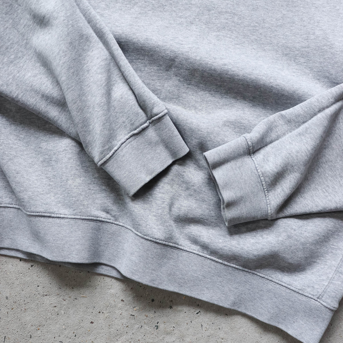 Nike Embroidered Logo Sweatshirt – 2000s (XL)