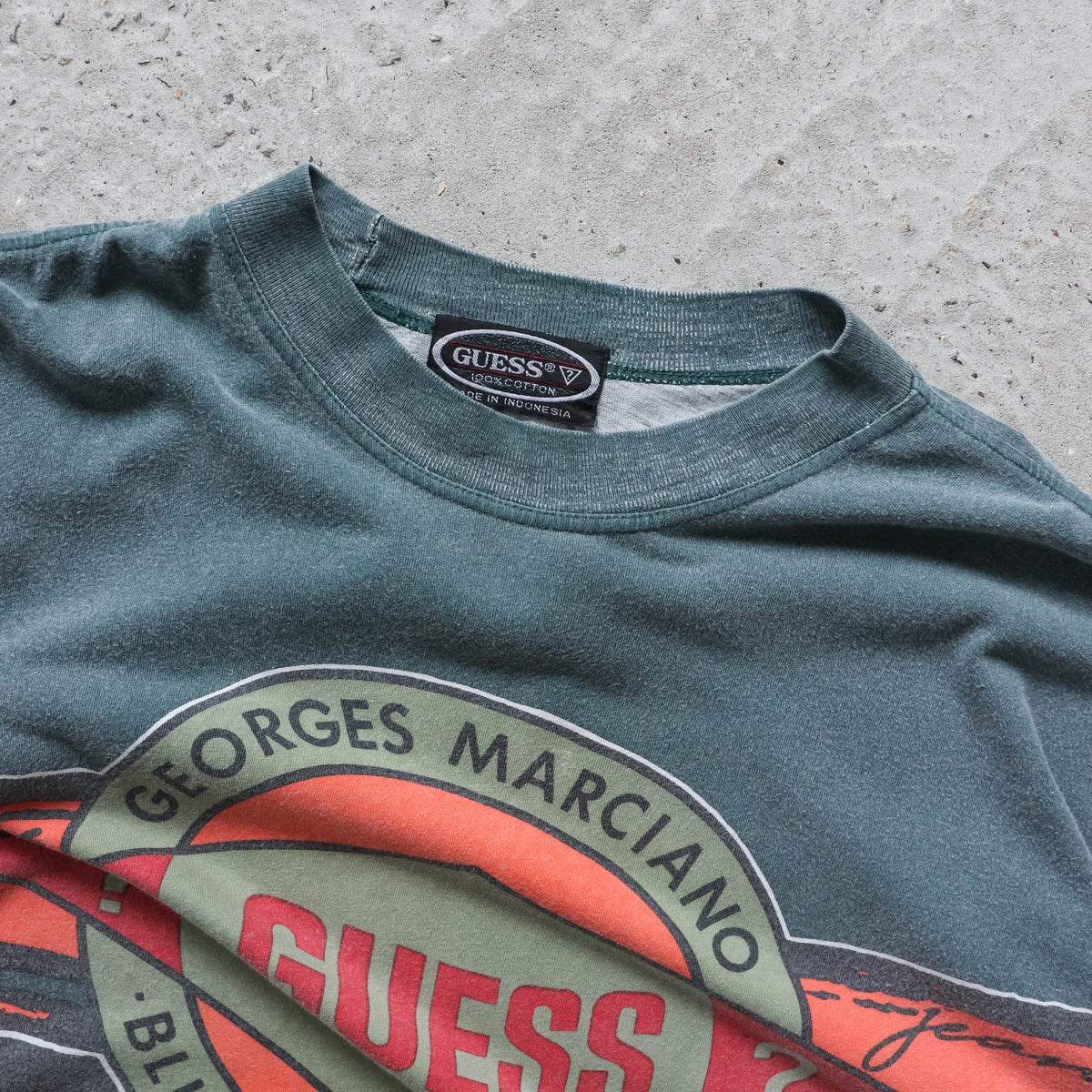 Guess Jeans All Over Print Tee - 90s (XL)