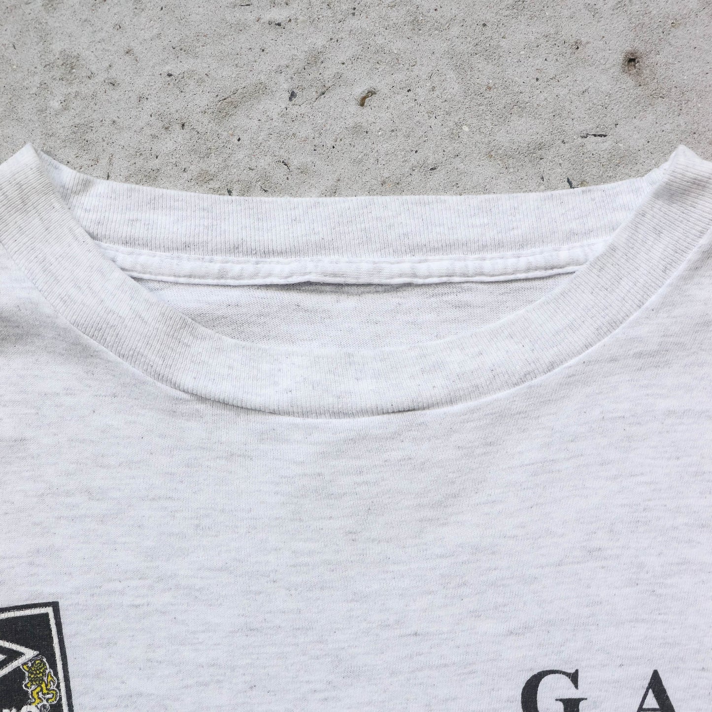 Umbro Football Diamond Logo Tee - 90s (XL)