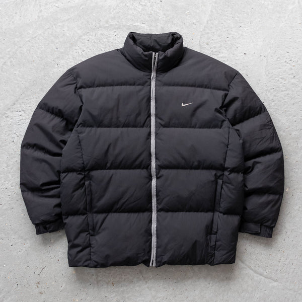 Nike Mini Swoosh Down Puffer Jacket – 2000s (L)