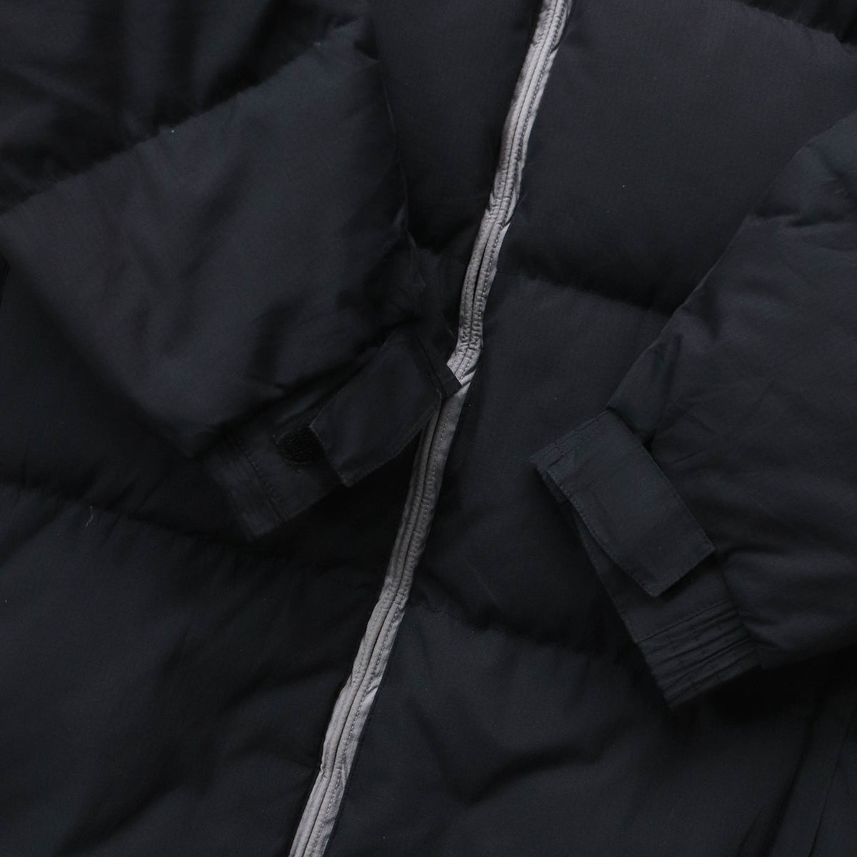 Nike Mini Swoosh Down Puffer Jacket – 2000s (L)