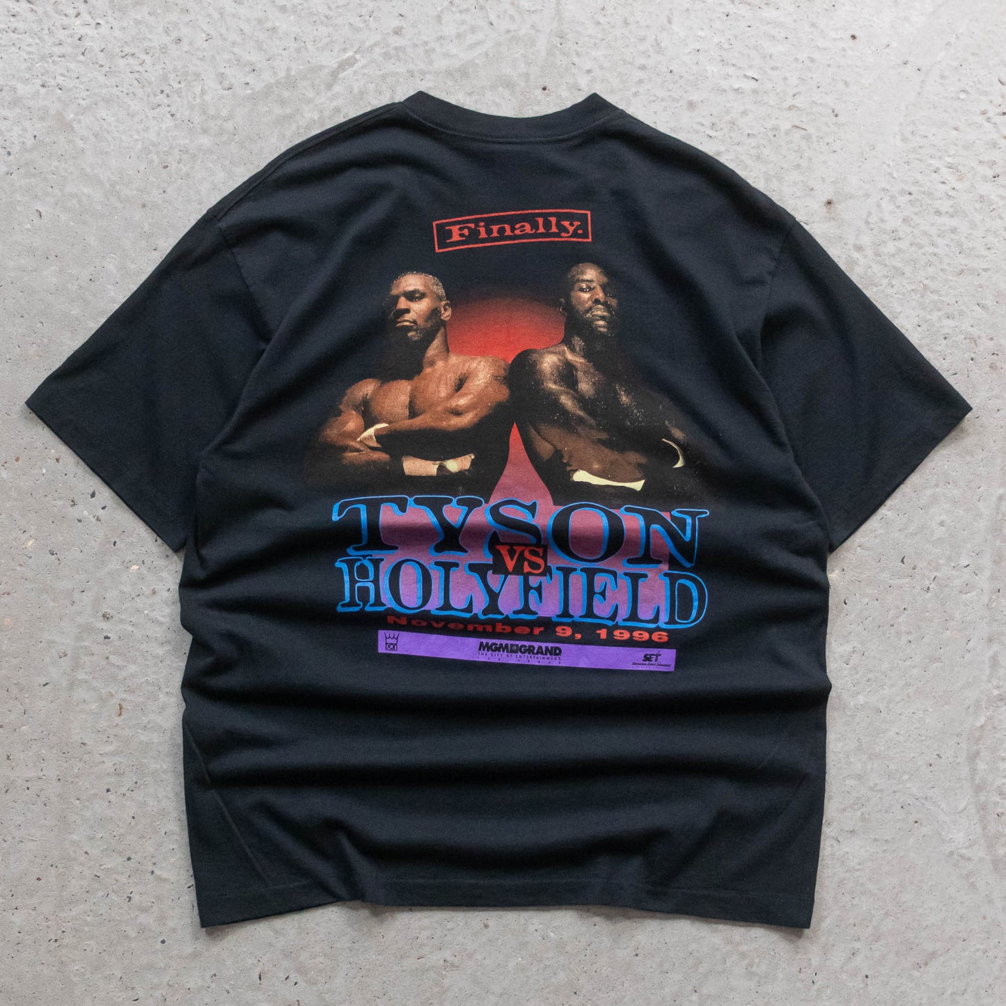 Mike Tyson vs Evander Holyfield MGM Grand Boxing Tee - 1996 (XL)