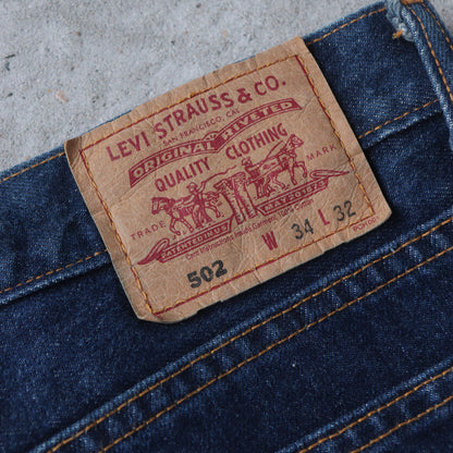 Vintage Levi's 502 Tapered Fit Jeans - 34x32