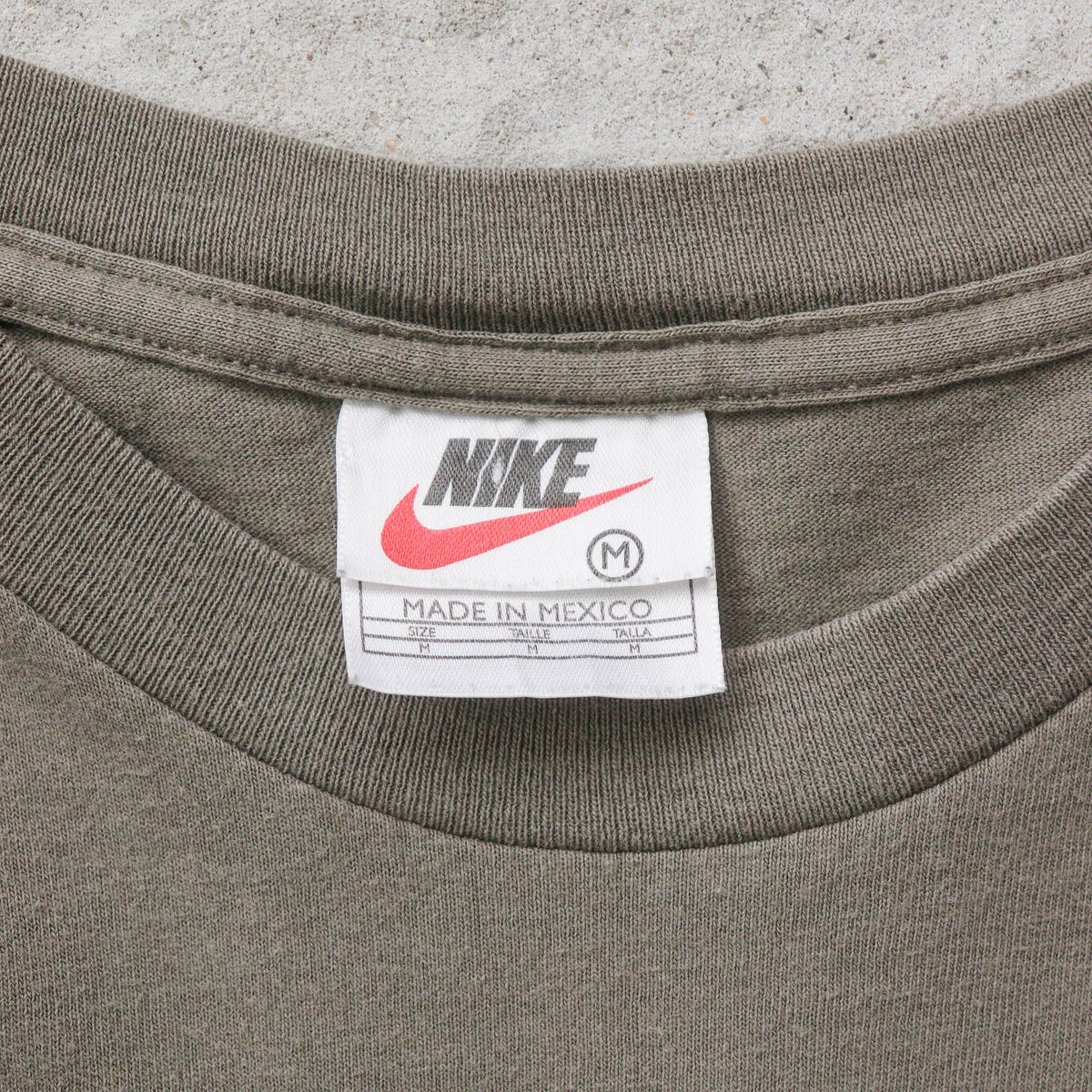 Nike Spellout Embroidered Tee - 90s (M)