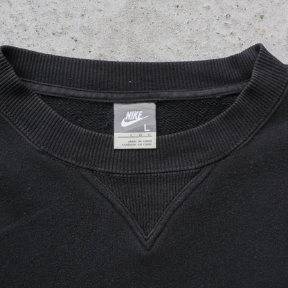Nike Mini Swoosh Embroidered Sweatshirt – 2000s (L)