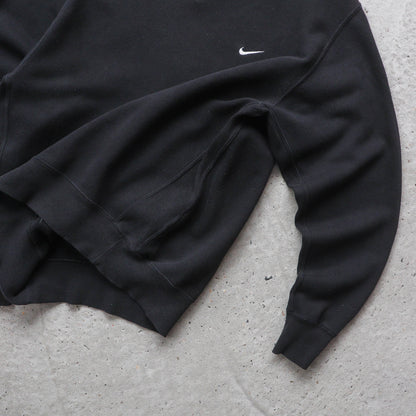 Nike Mini Swoosh Embroidered Sweatshirt – 2000s (L)
