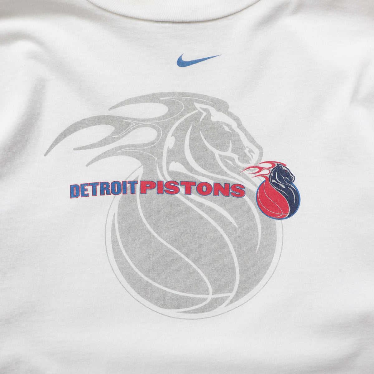 Nike Detroit Pistons Longsleeve NBA Tee - 2000s (M)