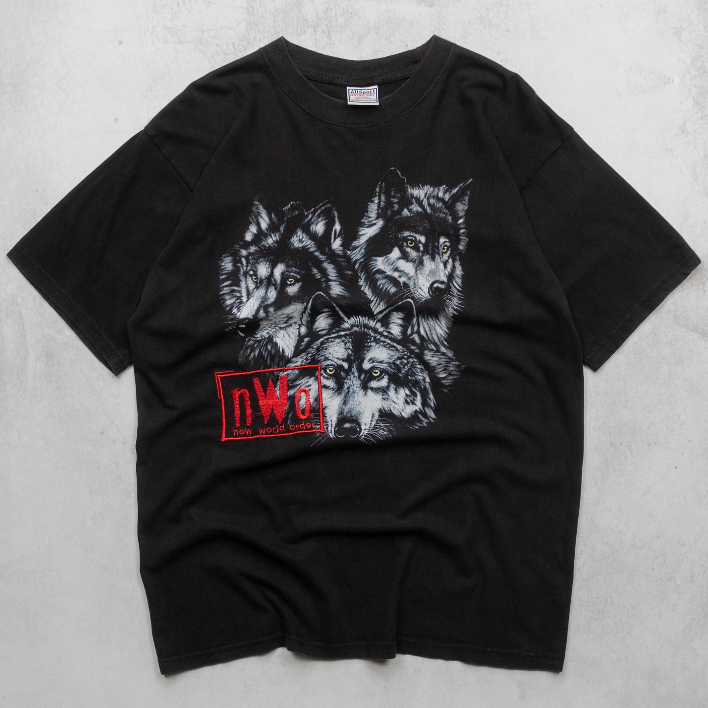 Vintage 90s nWo Wolfpac WCW Embroidered Tee - XL