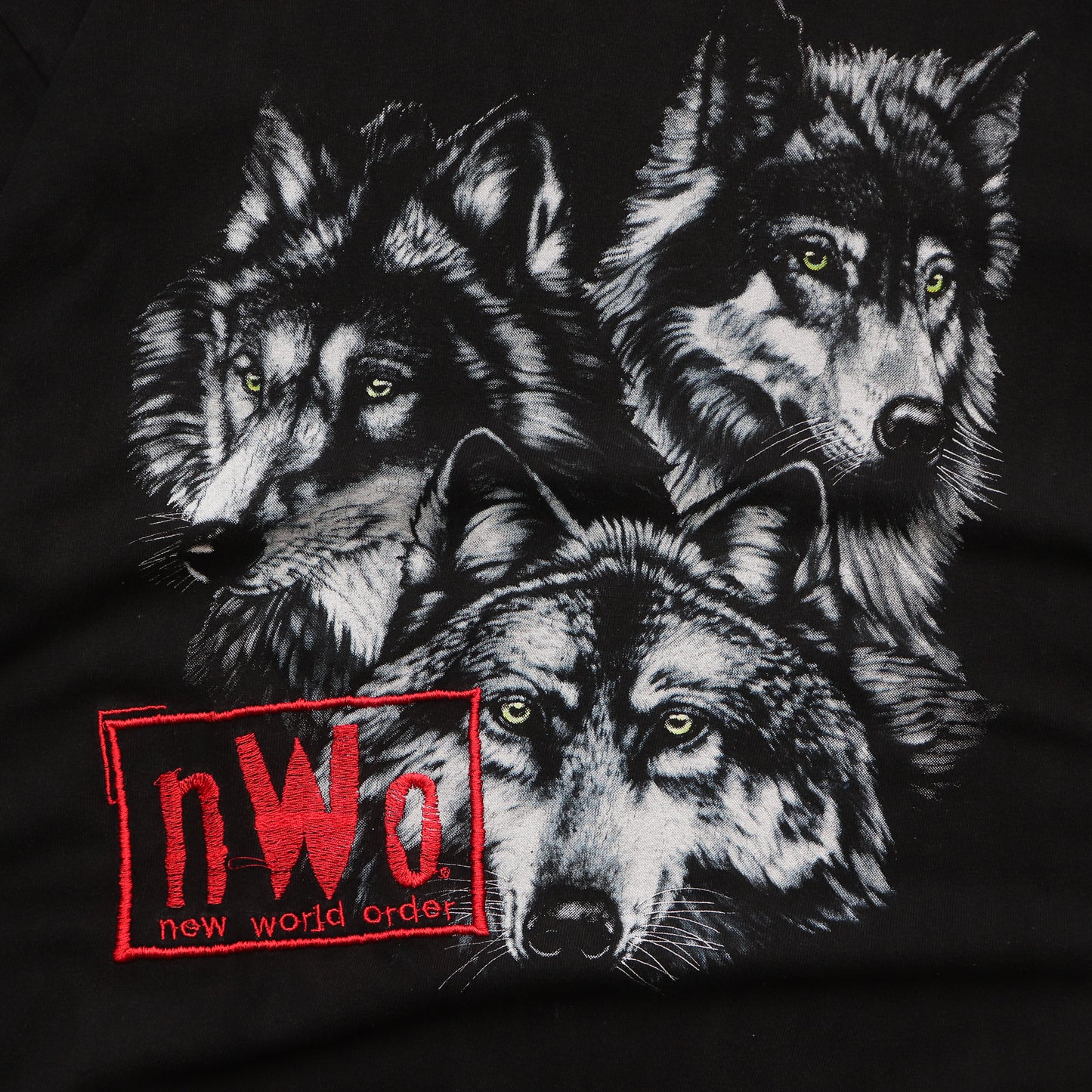 Vintage 90s nWo Wolfpac WCW Embroidered Tee - XL
