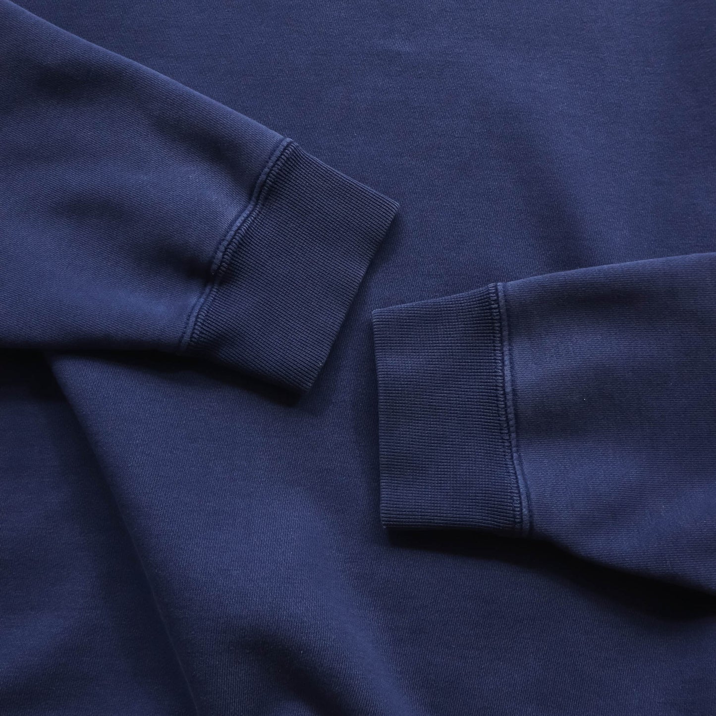 Nike Mini Swoosh Embroidered Sweatshirt - 2000s (S)