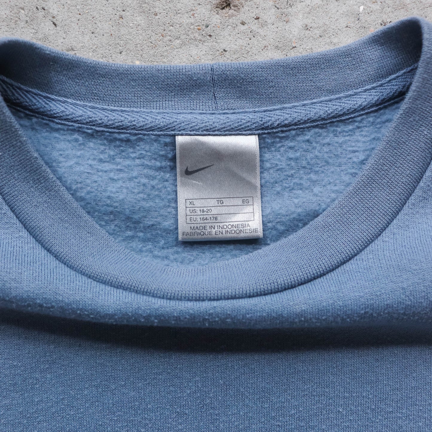 Nike Spellout Swoosh Sweatshirt - 2000s (M)