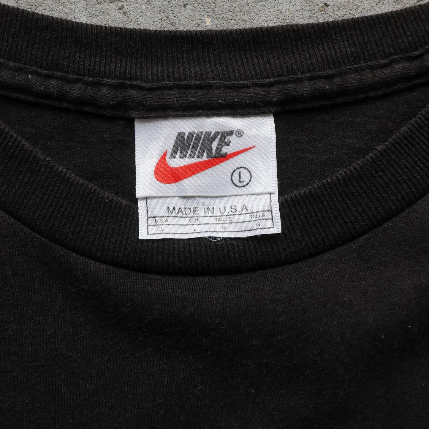 Nike Sports & Fitness Spellout Tee - 90s (L)