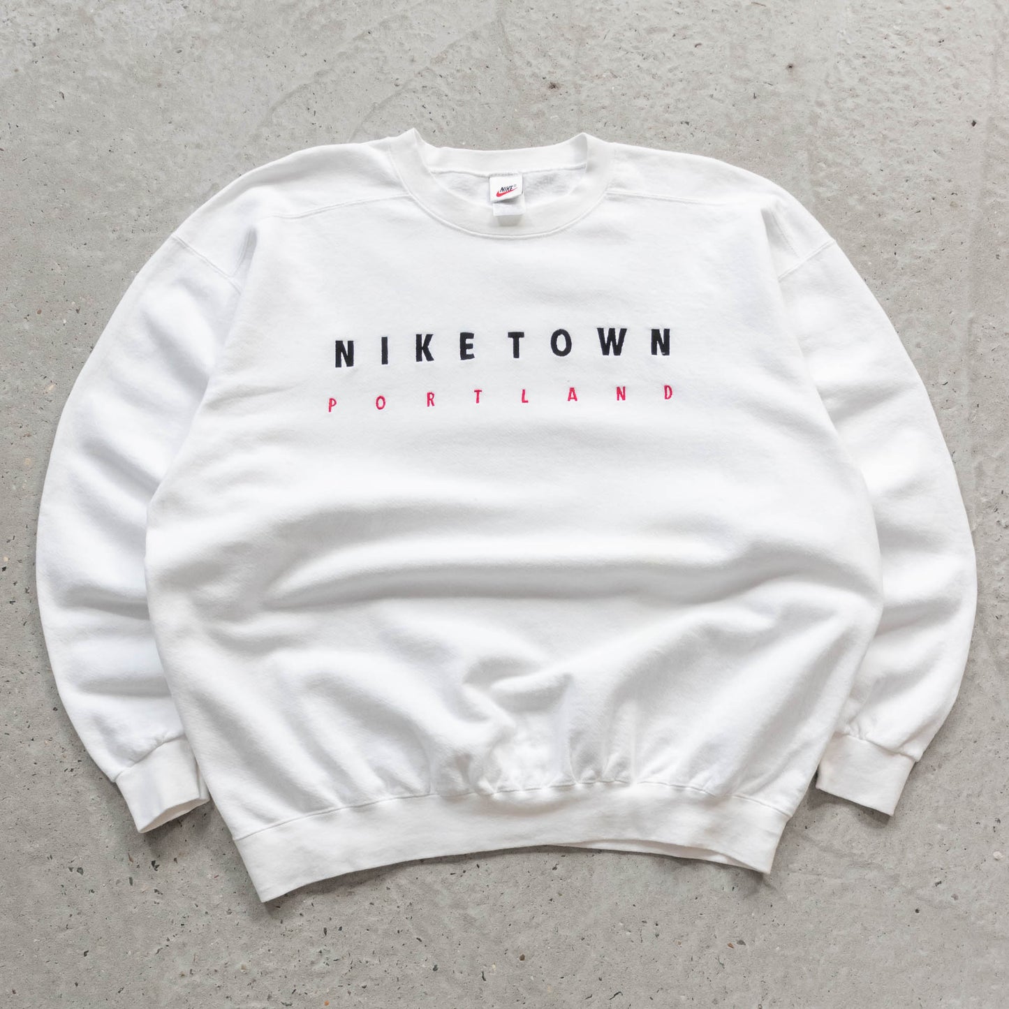 Nike Town Portland Embroidered Sweatshirt - 90s (L)