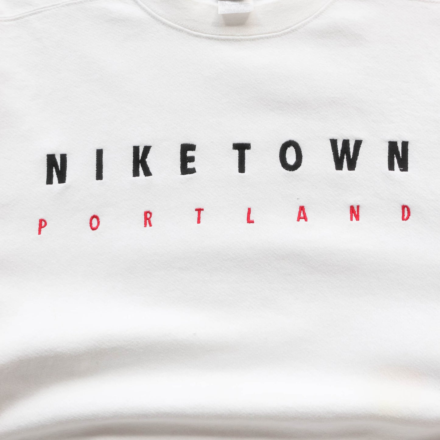 Nike Town Portland Embroidered Sweatshirt - 90s (L)