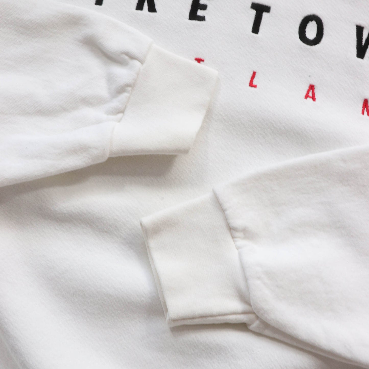 Nike Town Portland Embroidered Sweatshirt - 90s (L)