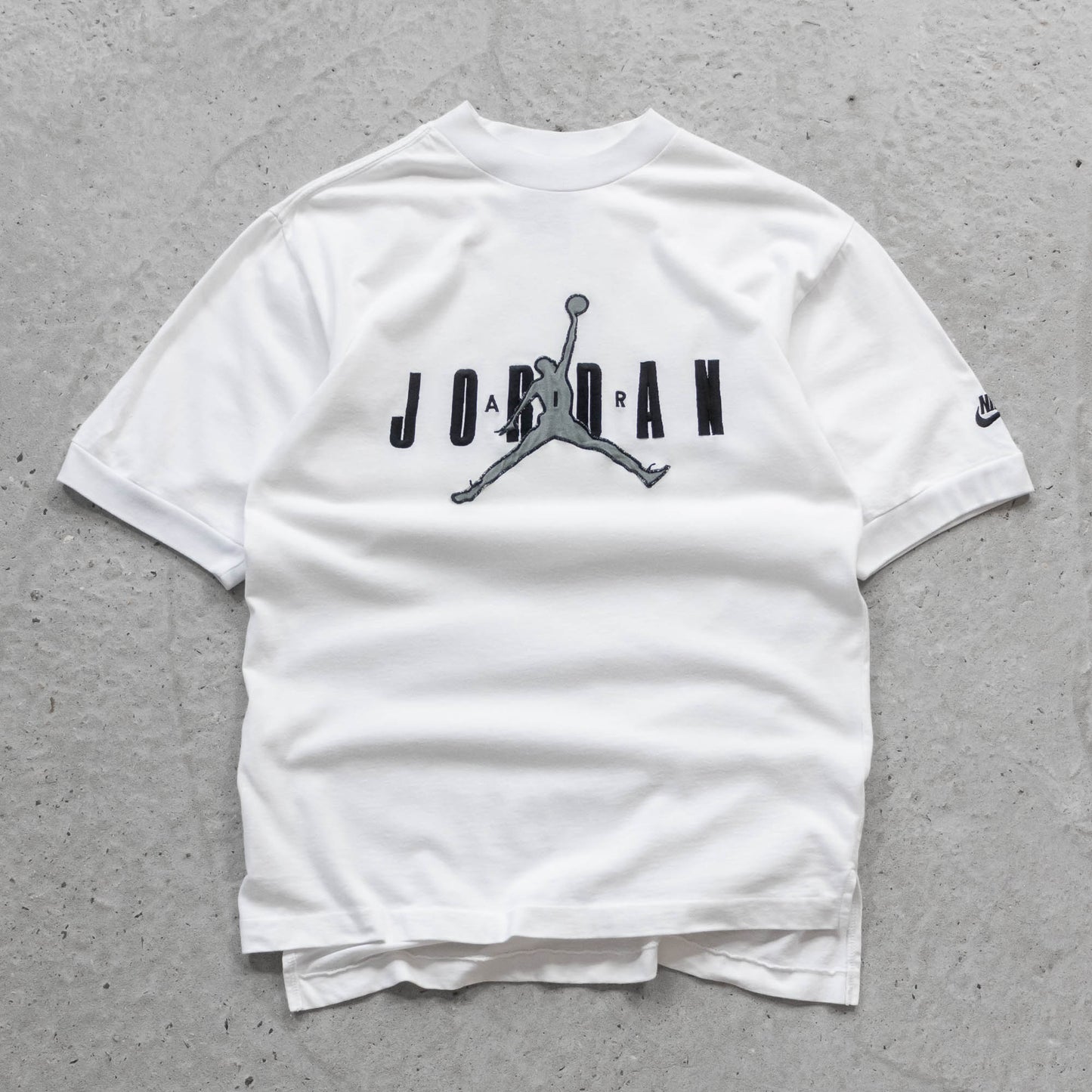 Nike Air Jordan Embroidered Jumpman Tee - 90s (M)