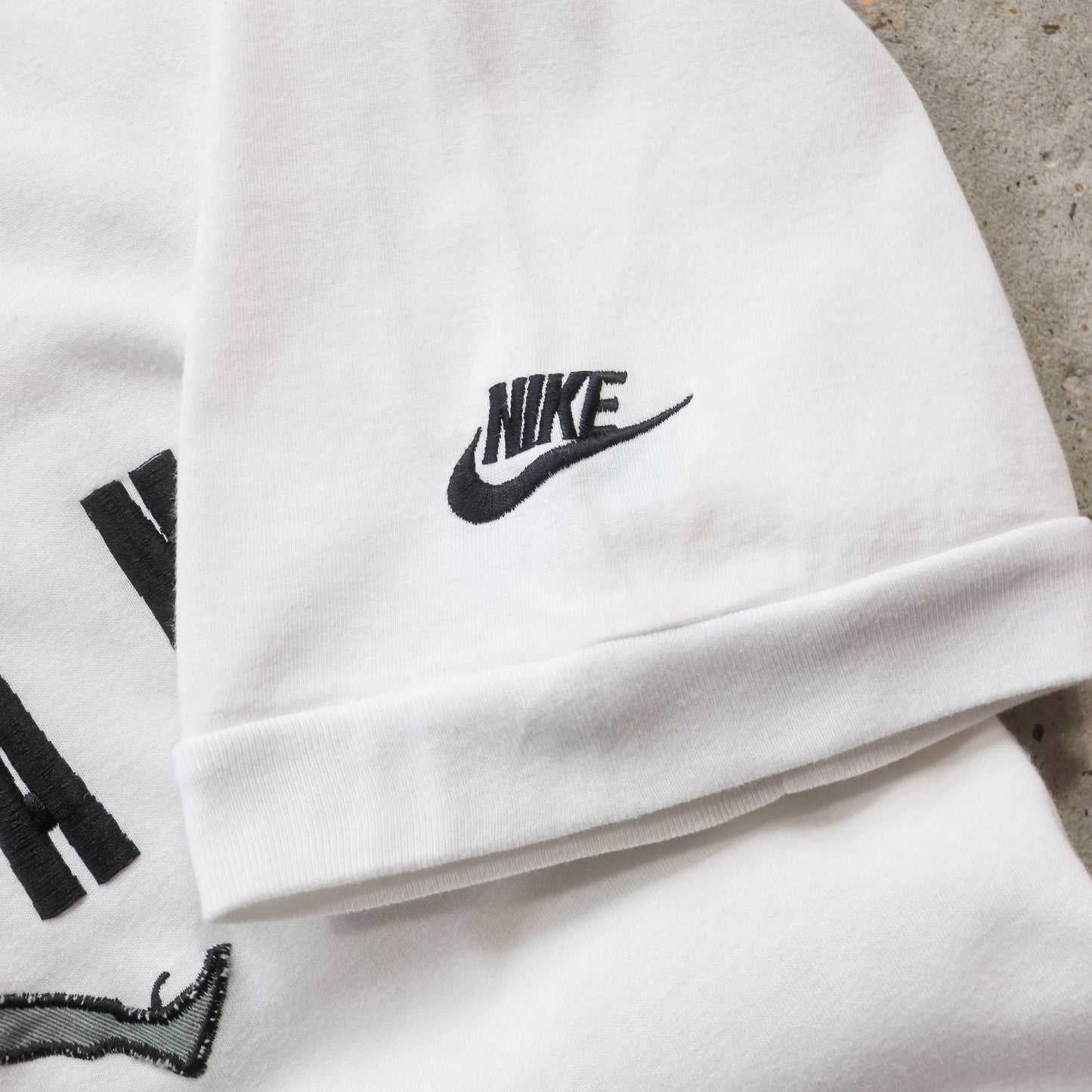 Nike Air Jordan Embroidered Jumpman Tee - 90s (M)