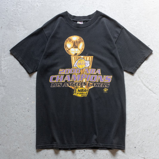 Vintage 2000 LA Lakers NBA Champions Tee - L