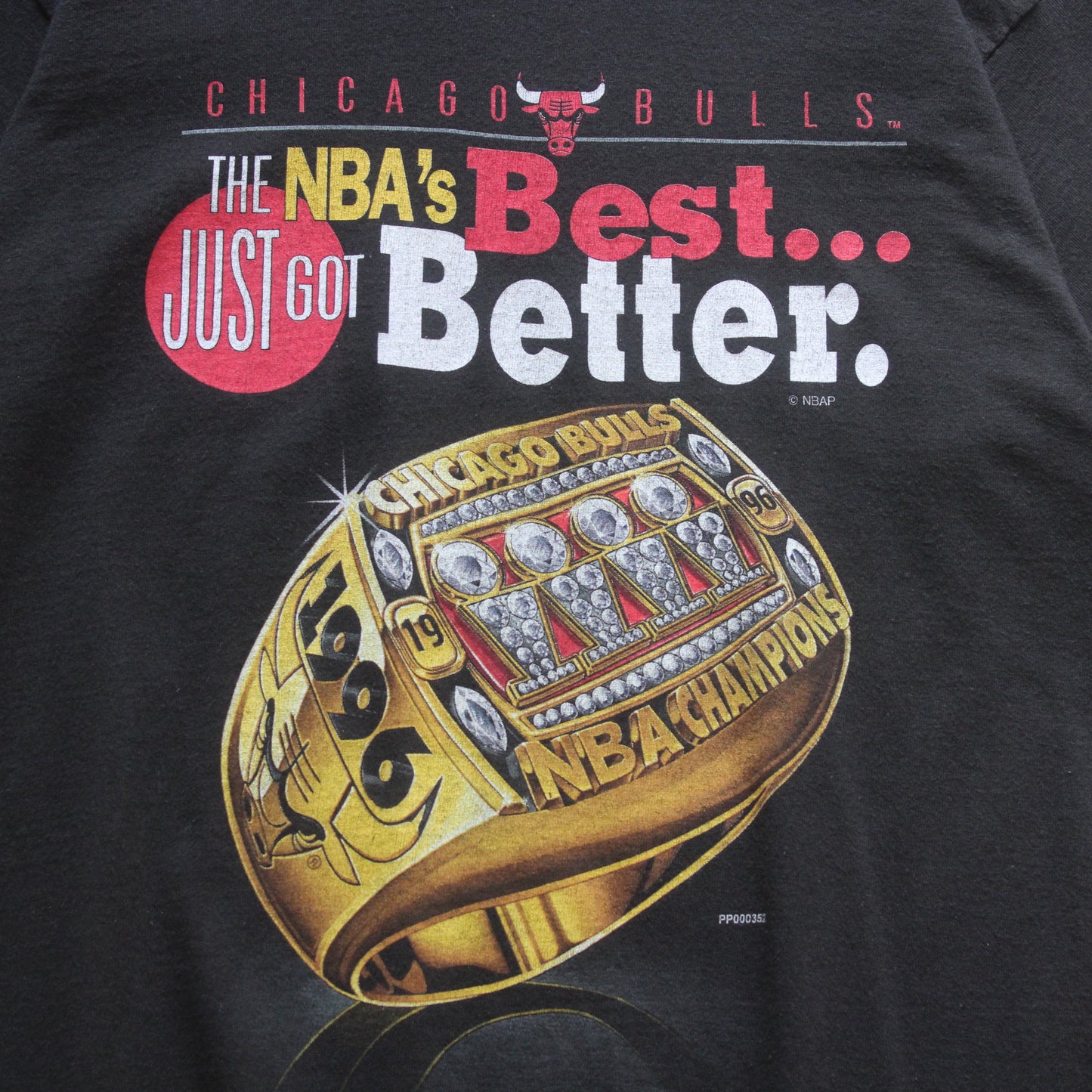 Vintage 1996 Chicago Bulls NBA Champions Tee - M