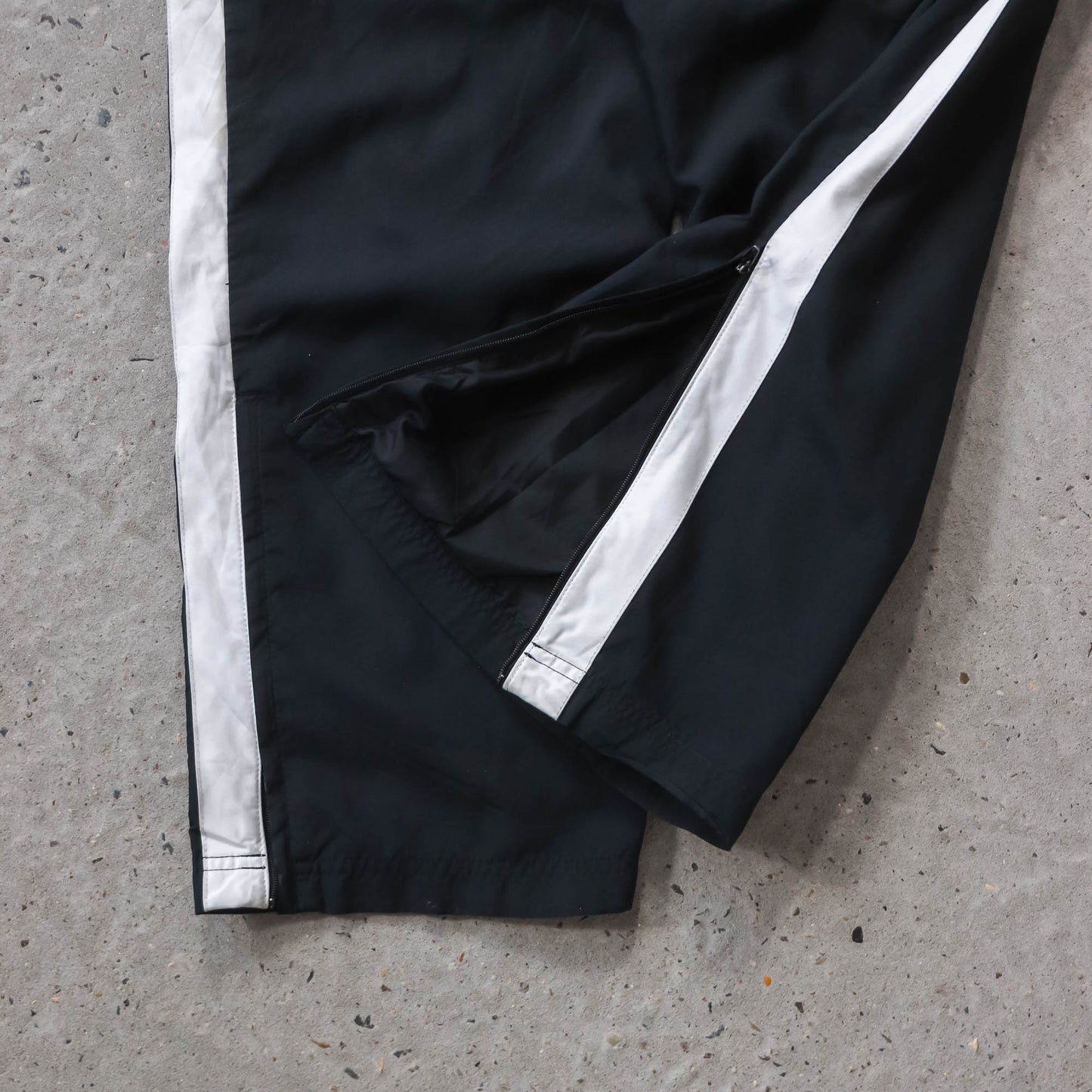 Nike Mini Swoosh Two-Tone Track Pants - 2000s (M)