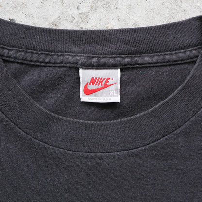 Nike Air Geometric Swoosh Tee – 90s (XL)