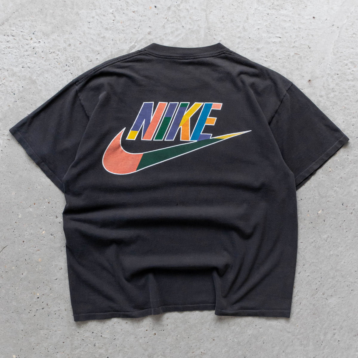 Nike Air Geometric Swoosh Tee – 90s (XL)