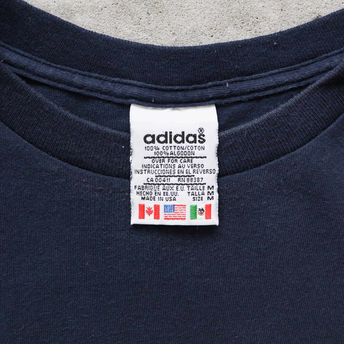 Adidas 3-Stripes Graphic Tee – 90s (M)