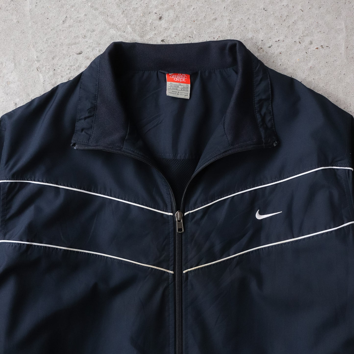 Vintage 2000s Nike Mini Swoosh Windbreaker Jacket - XL - AL Vintage